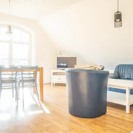 Haus Alte Baeckerei - Boddenblick * Born